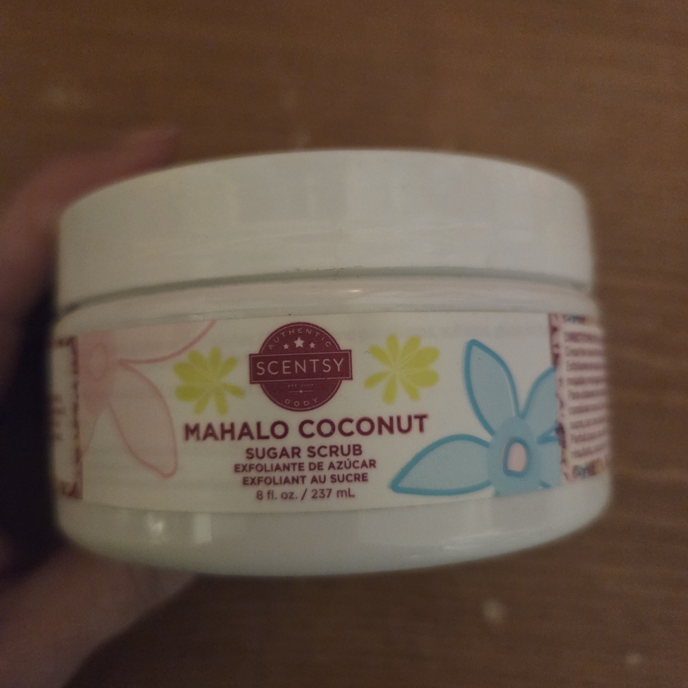 Scentsy Mahalo Coconut Sugar Scrub - White with Blue & Yellow Accents